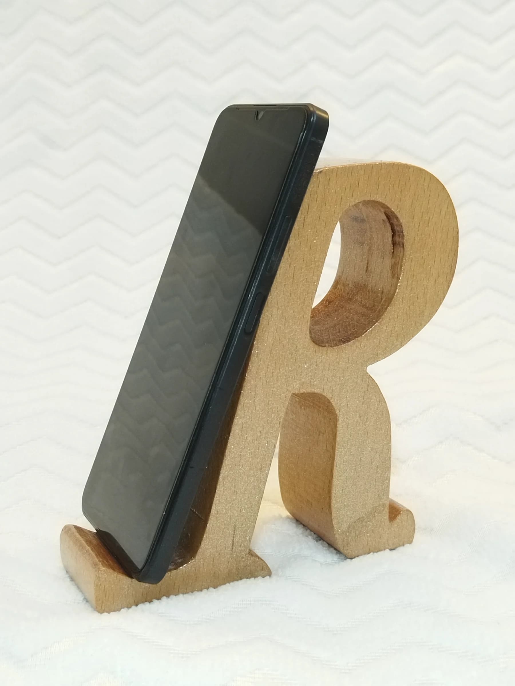 استاند حرف R