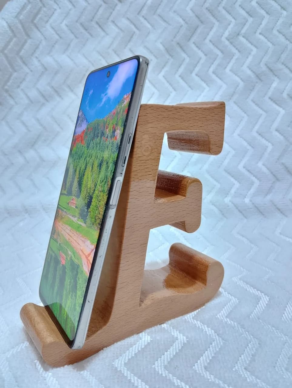 استاند بحرف E